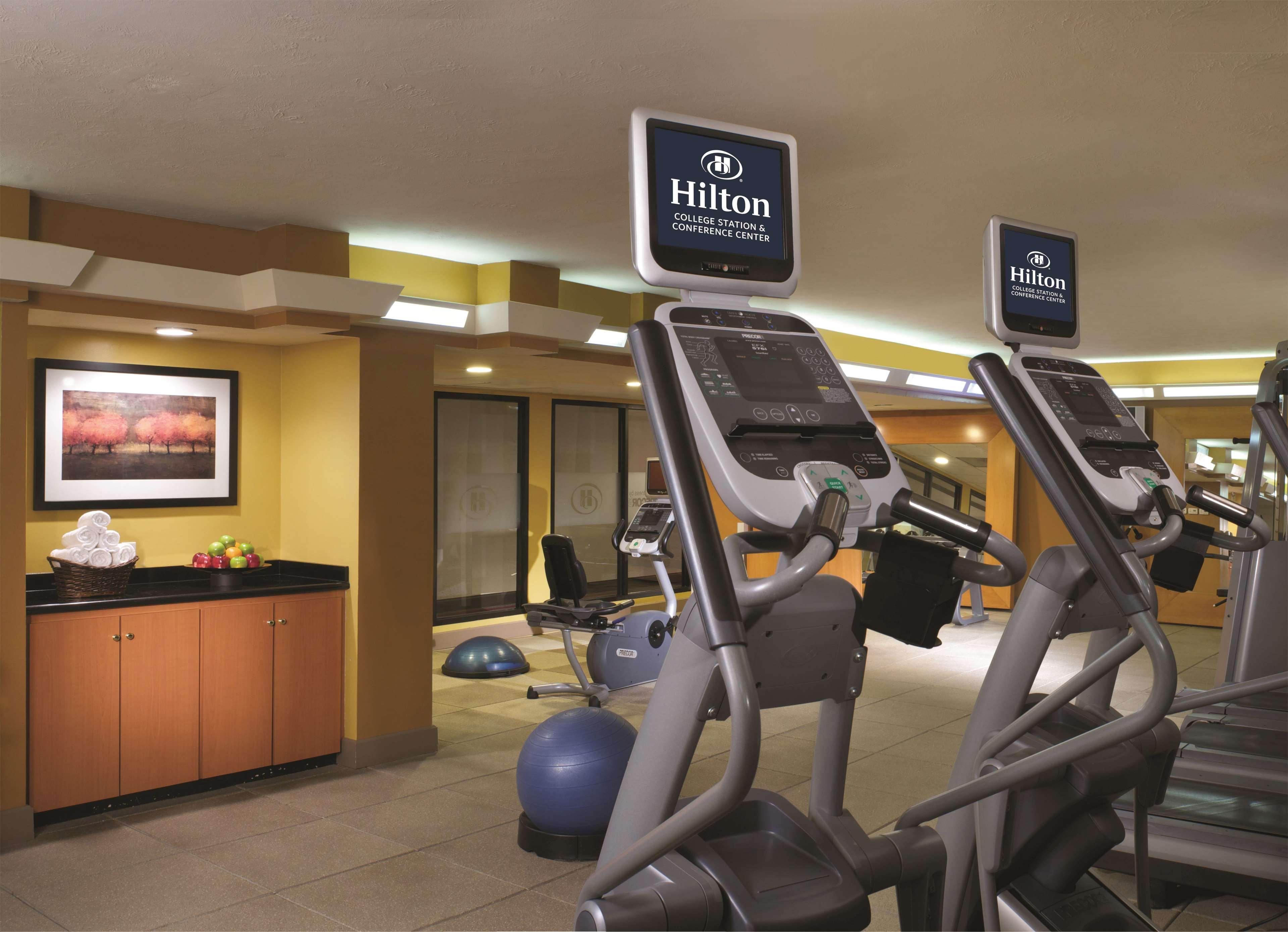 Отель Hilton College Station & Conference Center Экстерьер фото