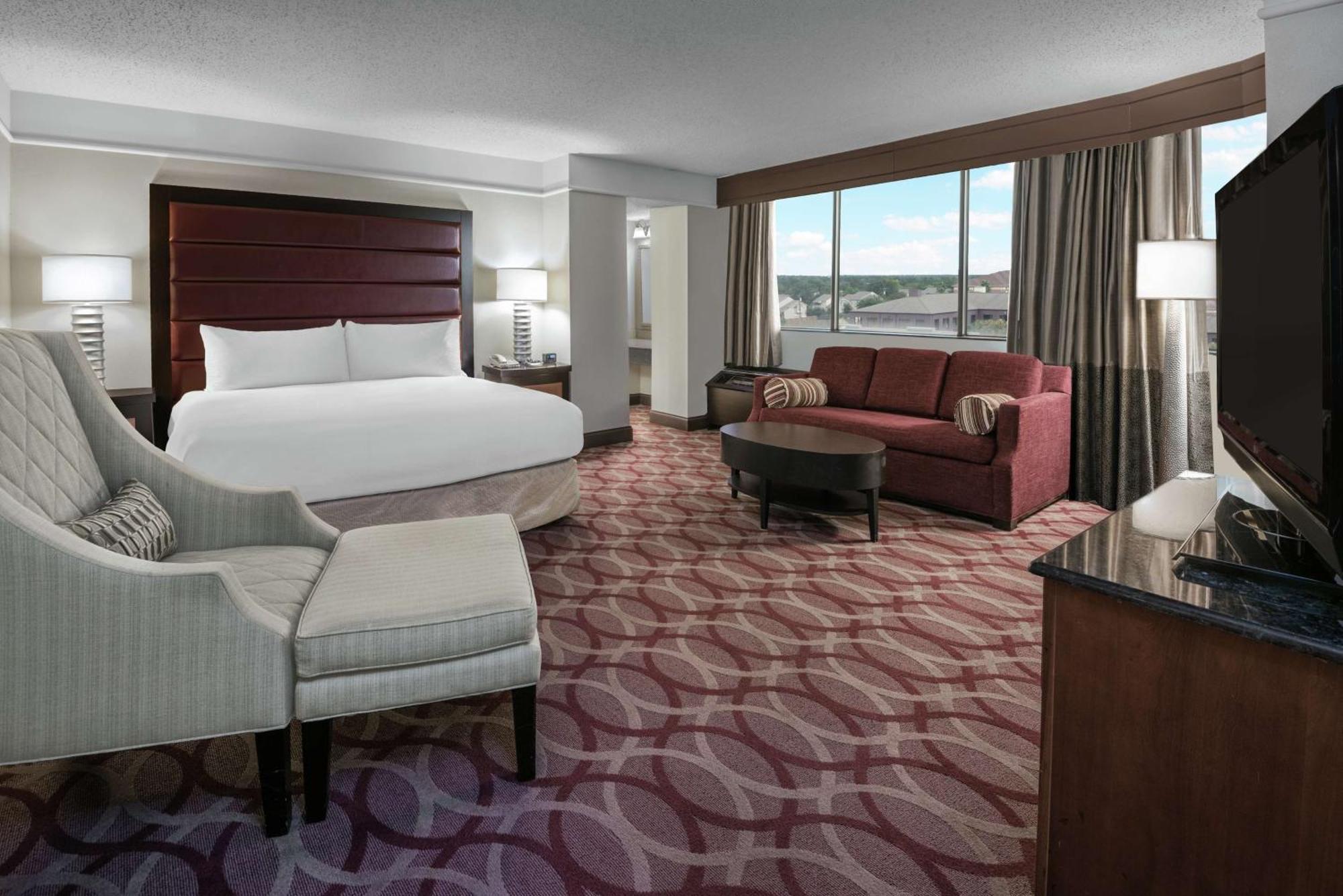 Отель Hilton College Station & Conference Center Экстерьер фото