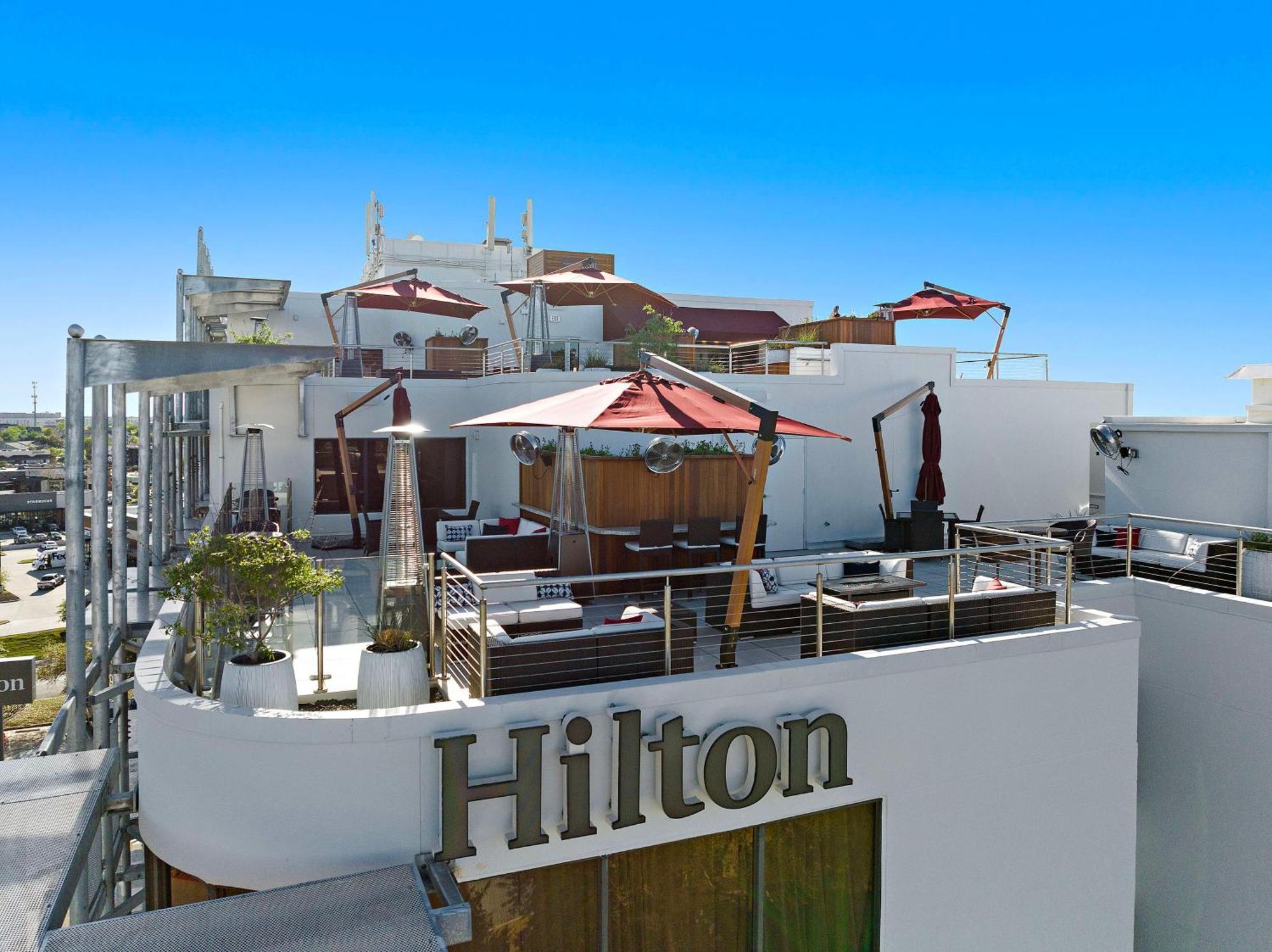 Отель Hilton College Station & Conference Center Экстерьер фото